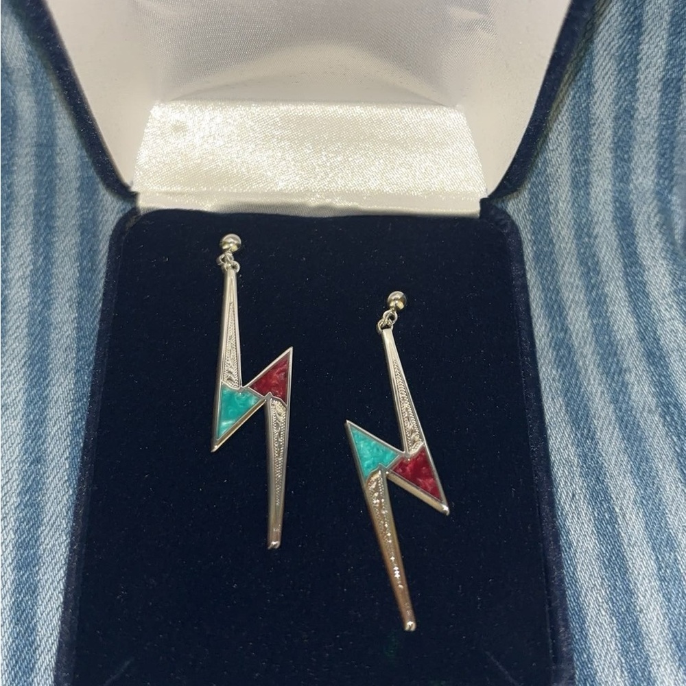 Reversible montana silversmith lightning bolt earrings